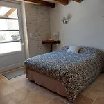 Panzió De Charme Dans Maison Charentaise 3*
