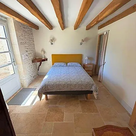 De Charme Dans Maison Charentaise 3* Cozes